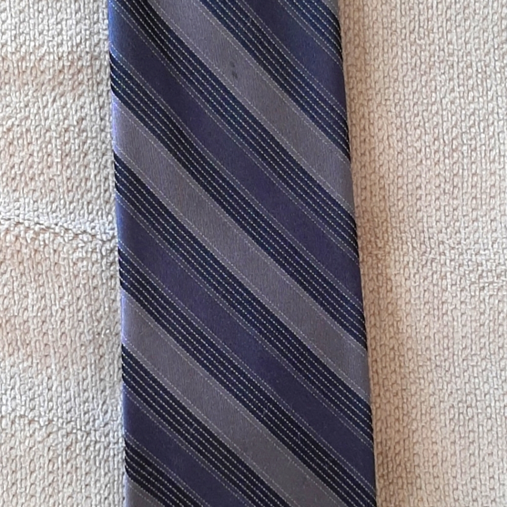 Calling Klein Striped  Silk Necktie, like new!!